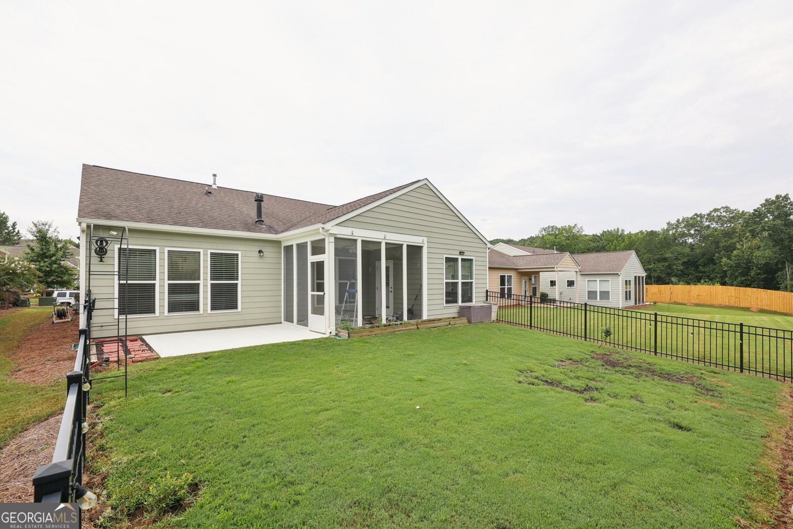 780 Firefly Court Griffin - Photo 25