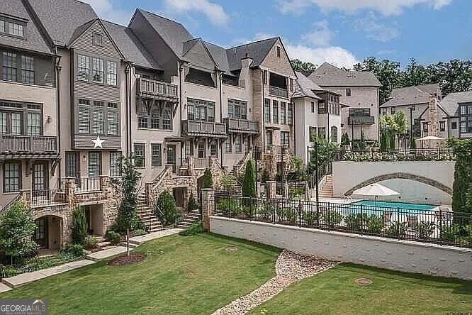 6719 Encore Boulevard Sandy Springs - main photo