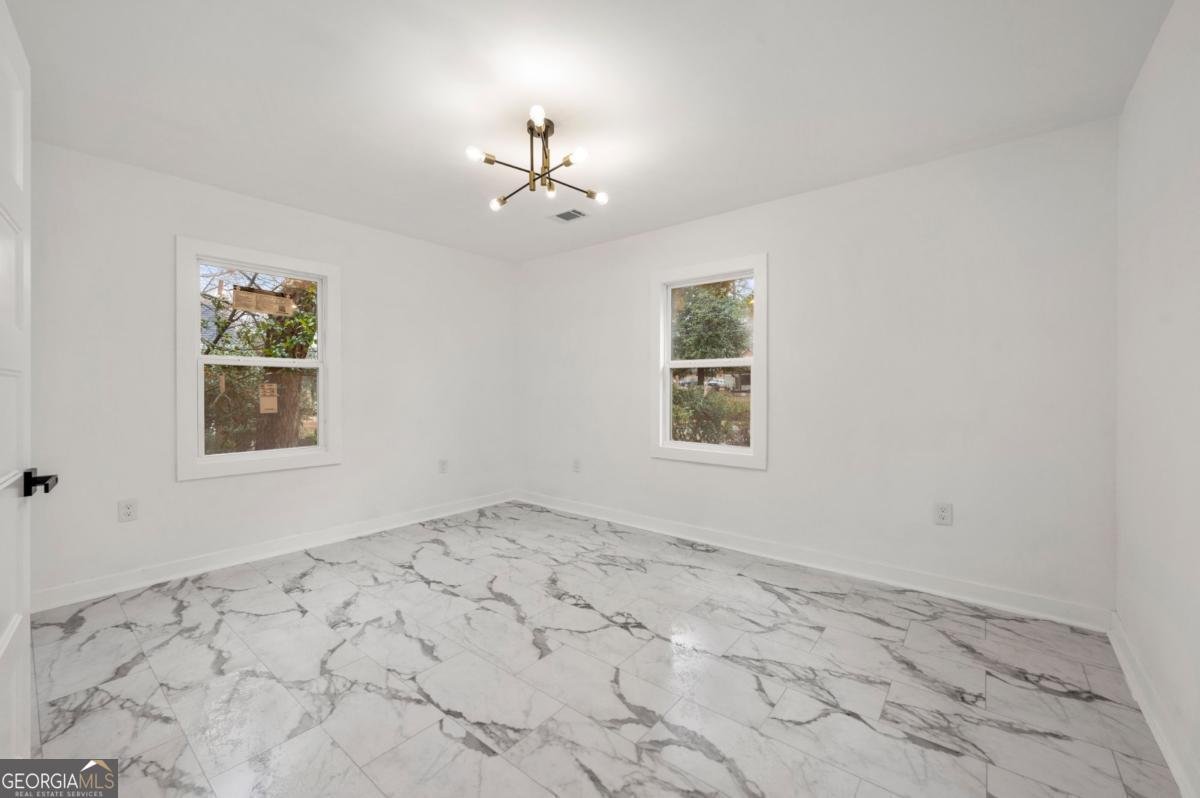 641 Hamilton E Holmes Drive Atlanta - Photo 8