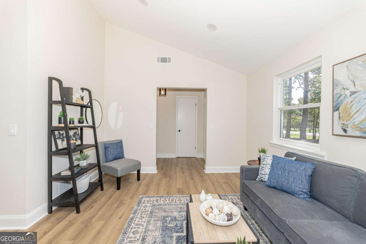 4887 Hull Road Conyers - Photo 6