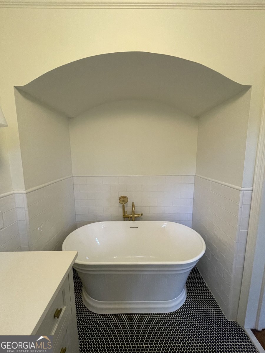408 Thurston Avenue Thomaston - Photo 21