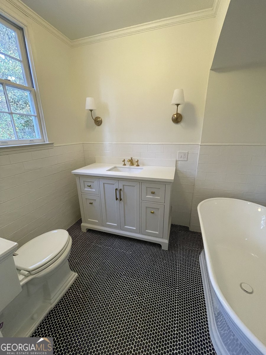 408 Thurston Avenue Thomaston - Photo 23
