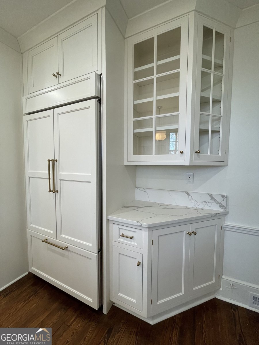 408 Thurston Avenue Thomaston - Photo 9