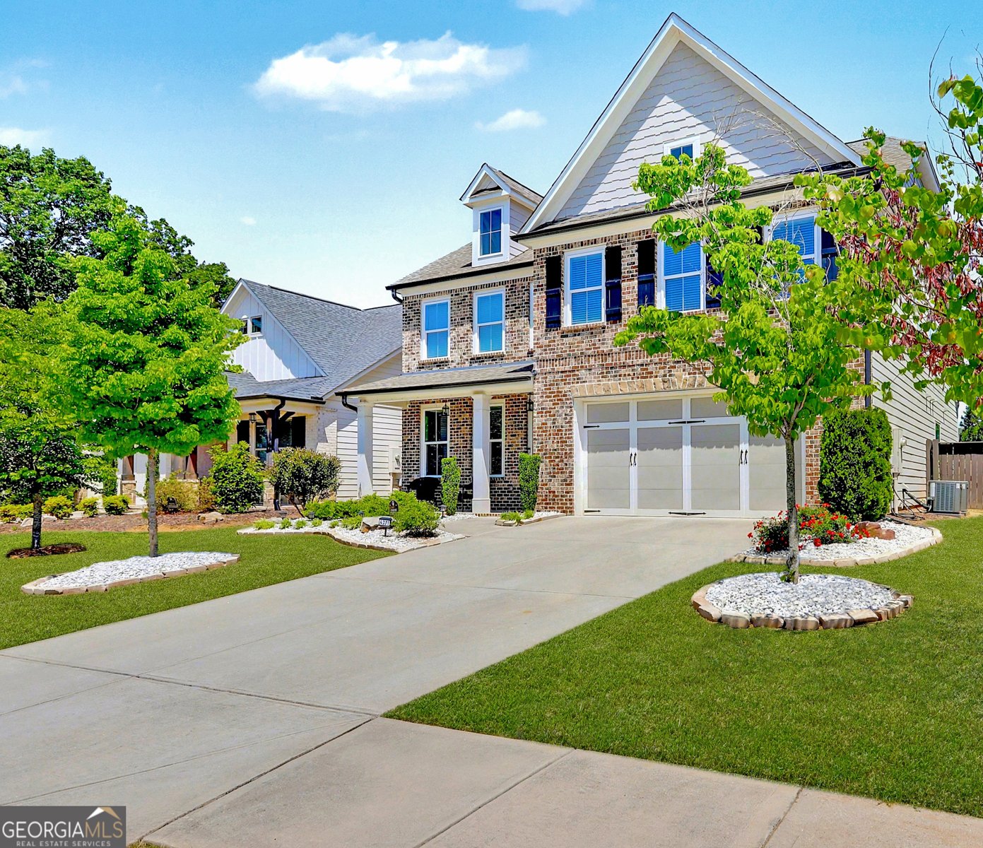 4371 Thacker Lane Suwanee - main photo