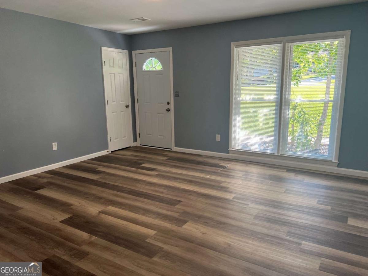 2875 Carriage Lane Atlanta - Photo 6
