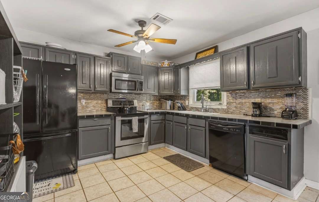 4364 Housworth Drive Lithonia - Photo 10