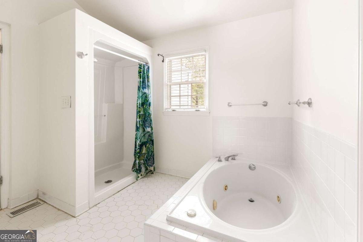 2510 Jewel Street East Point - Photo 16