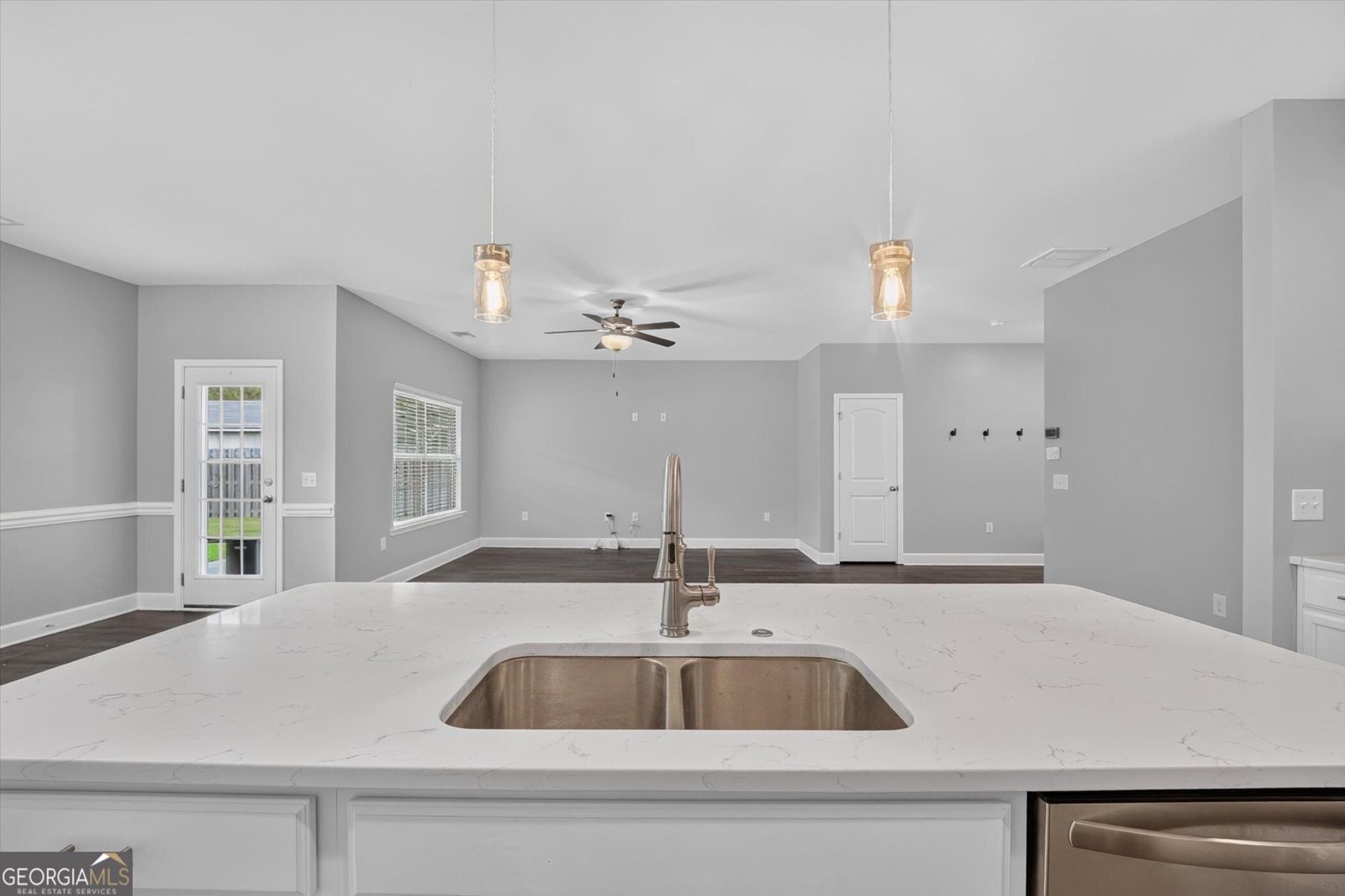 130 Clover Pointe Circle Guyton - Photo 17