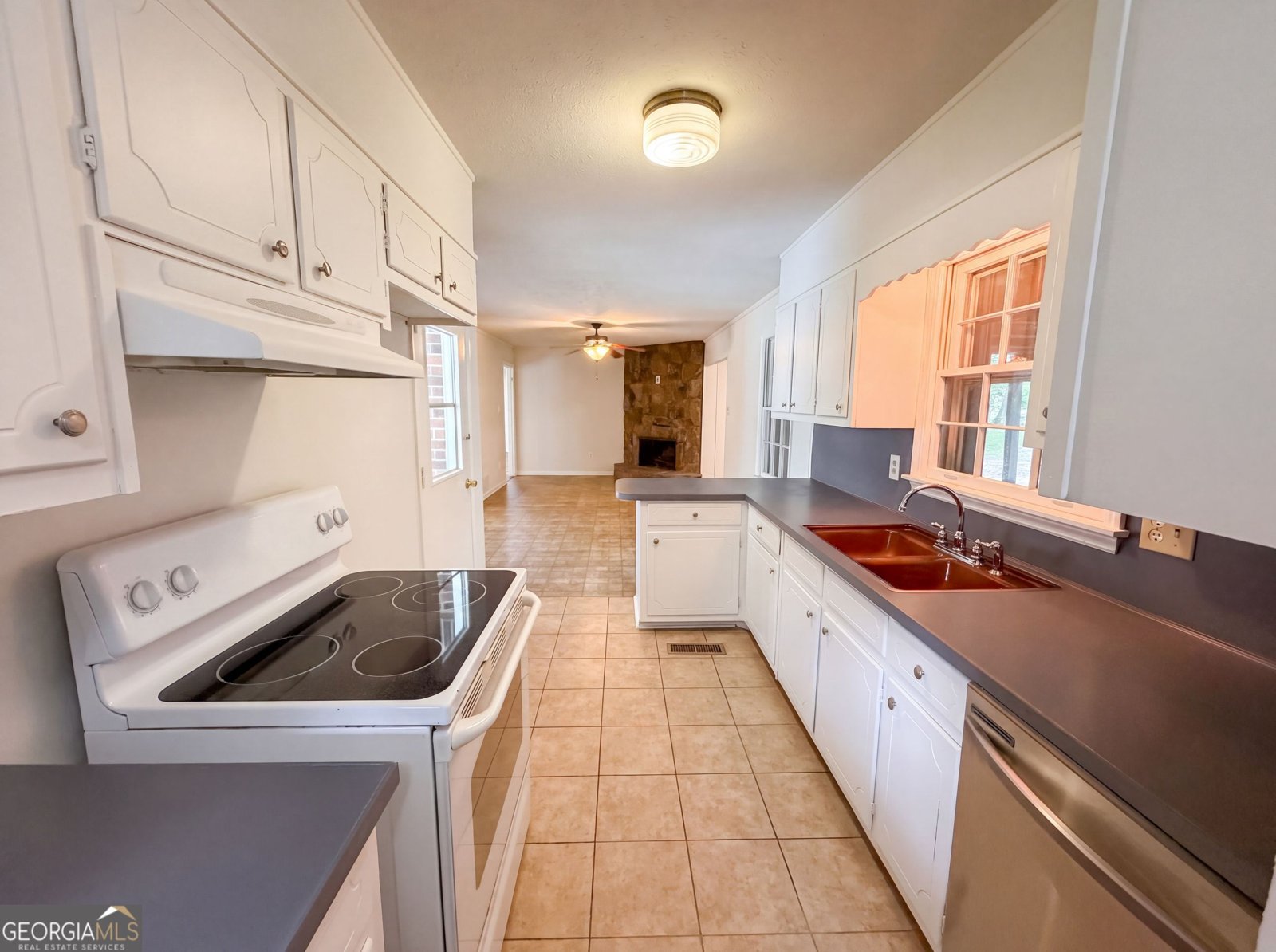 1276 Robin Road Conyers - Photo 11