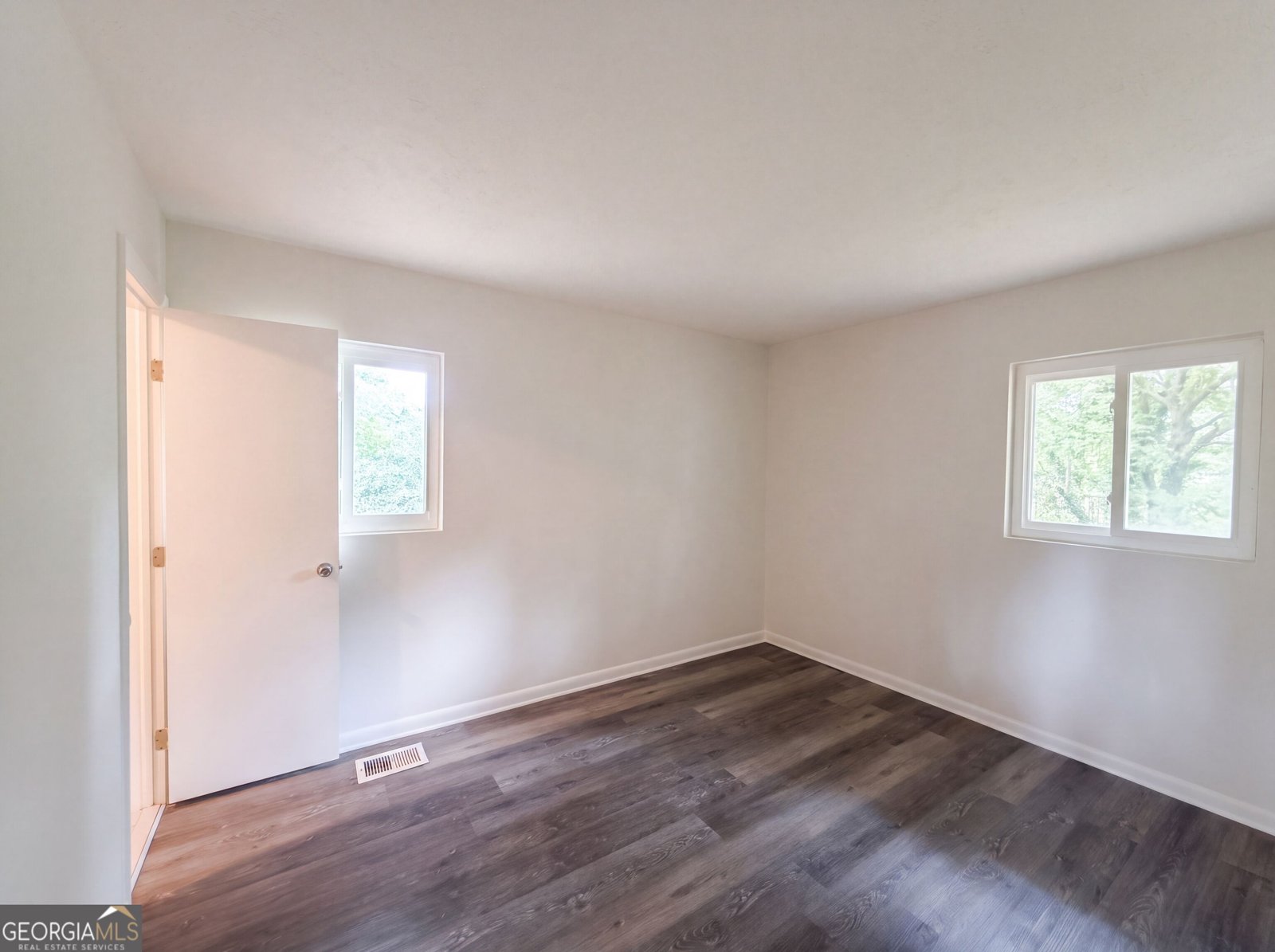 6970 Mary Court Riverdale - Photo 12