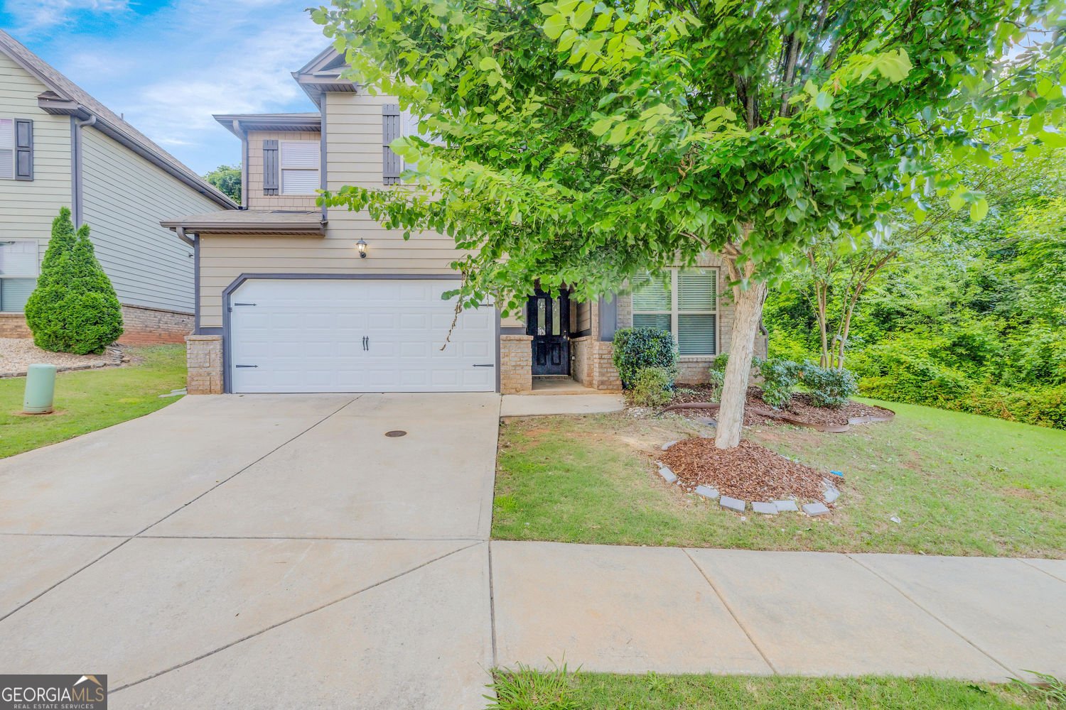 121 Escalade Drive McDonough - main photo
