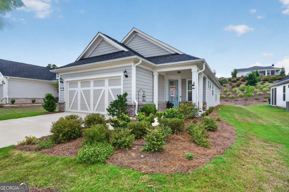 1228 Cypress Way Greensboro - main photo