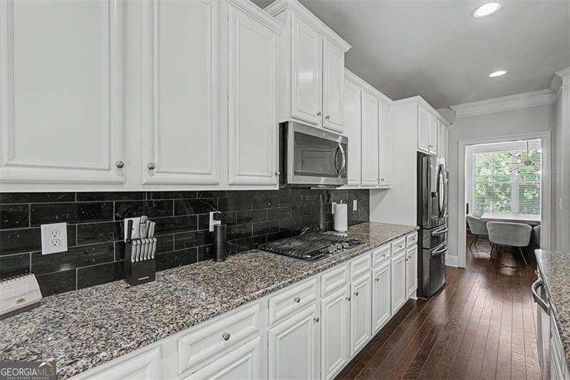 325 Hillgrove Drive Canton - Photo 6