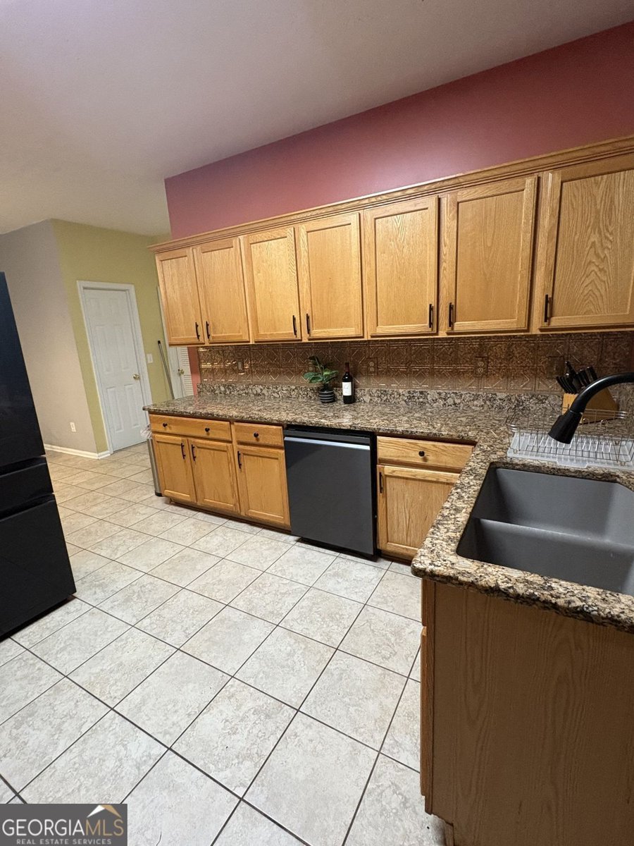 294 Windy Circle McDonough - Photo 13