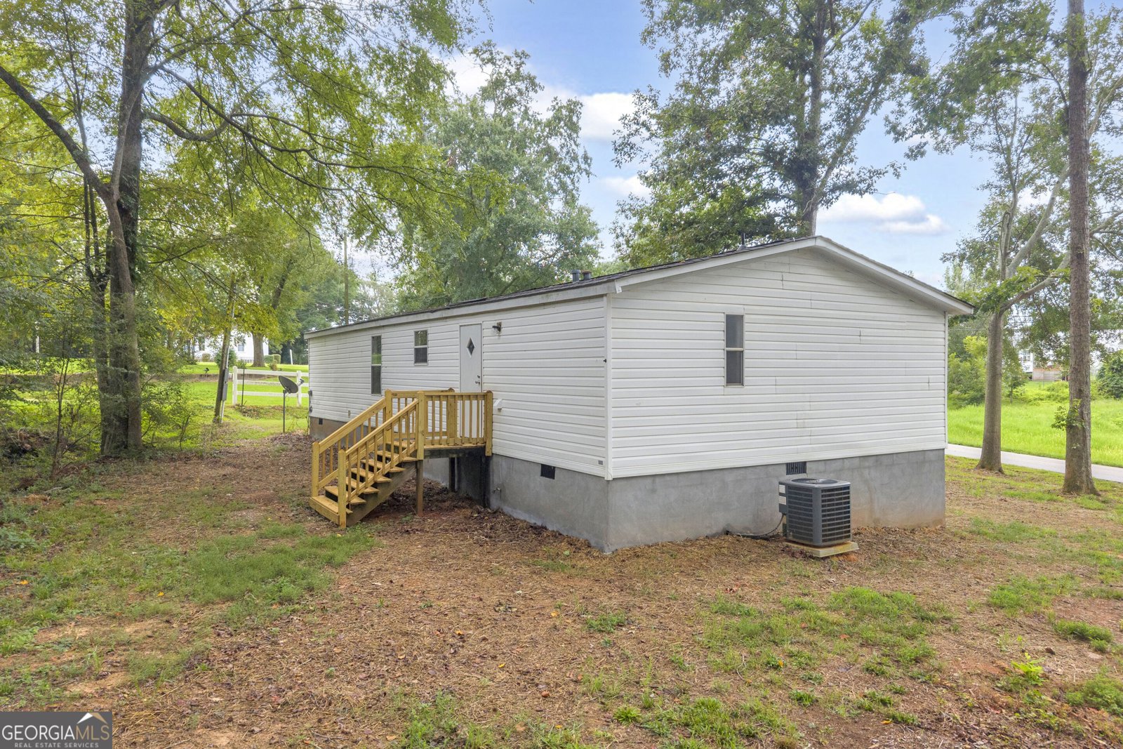 218 Gainesville Street Carnesville - Photo 40