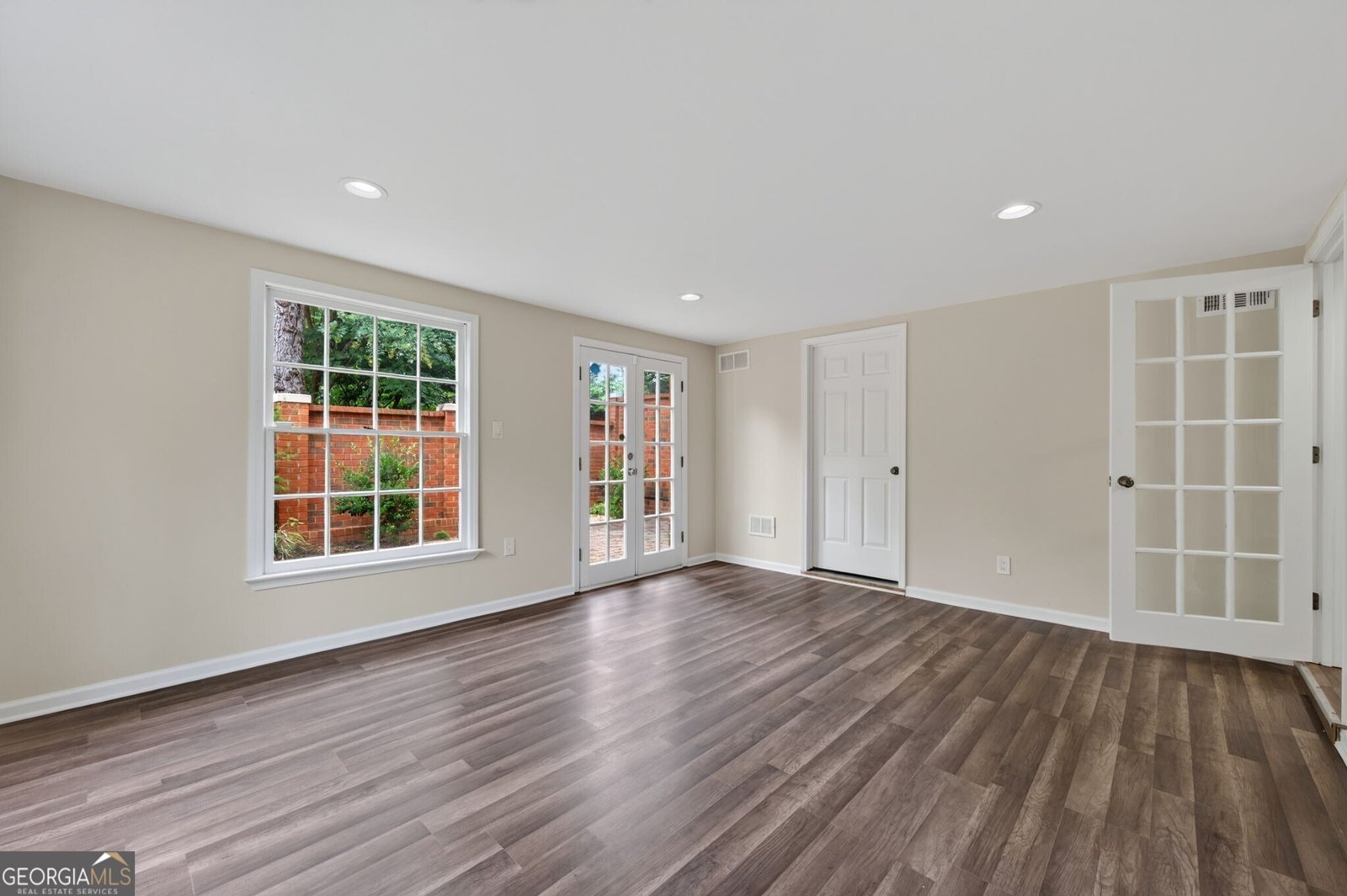 420 Jefferson Circle Sandy Springs - Photo 7