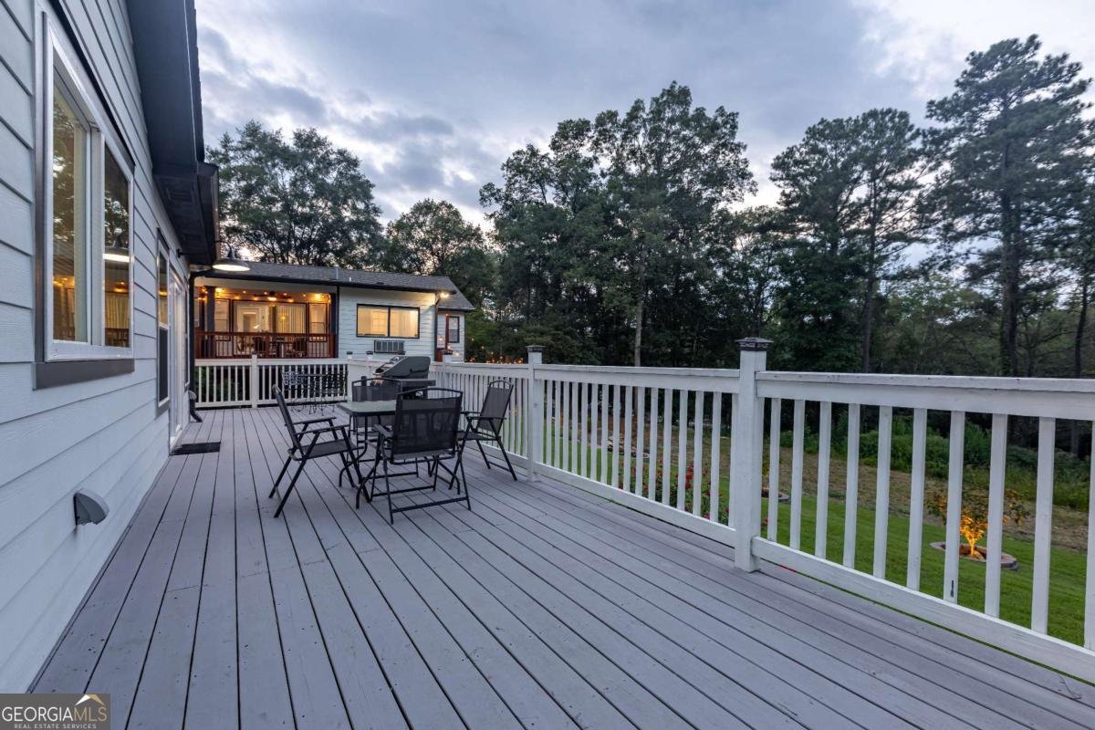 2390 Stone Drive SW Lilburn - Photo 44