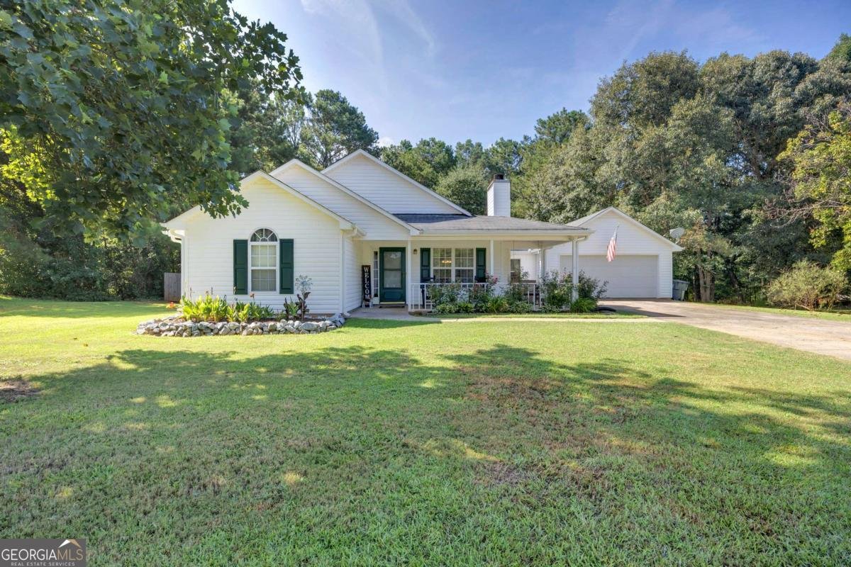 35 Macadamia Court Covington - main photo