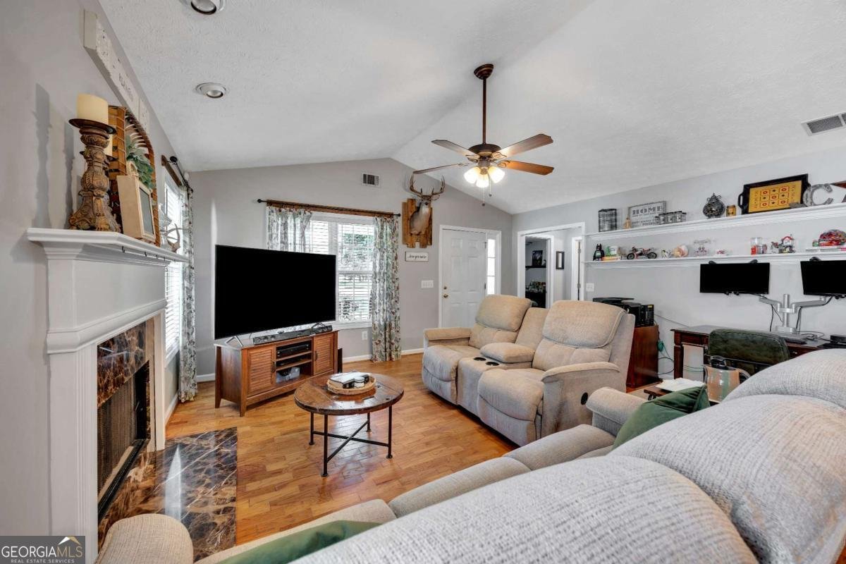 35 Macadamia Court Covington - Photo 8