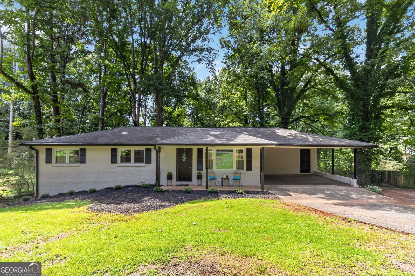 1539 Rockingway Drive Marietta - main photo