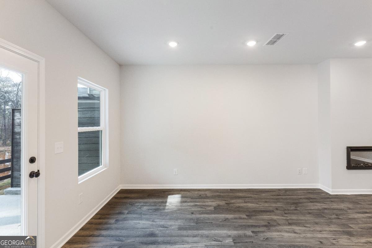 343 Yukon Drive Conyers - Photo 7