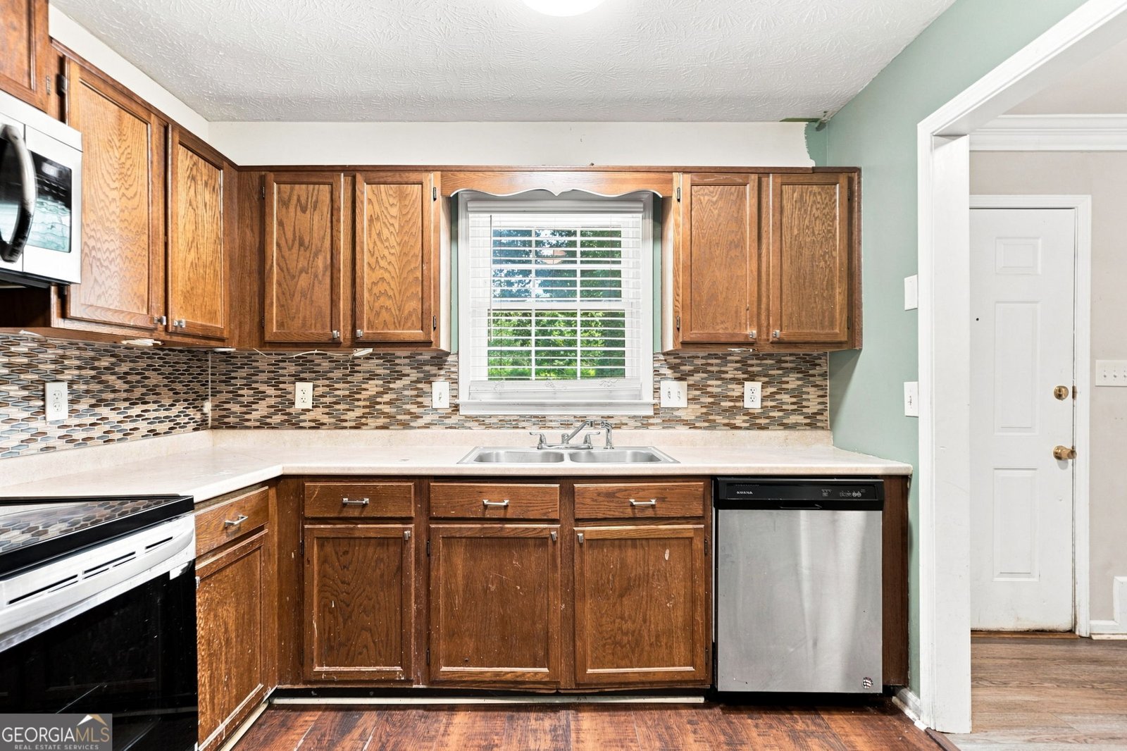 135 Sterling Court Alpharetta - Photo 10
