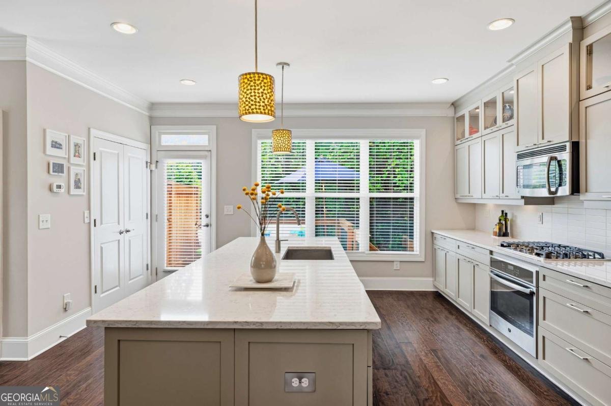 1271 Linden Court Atlanta - Photo 8
