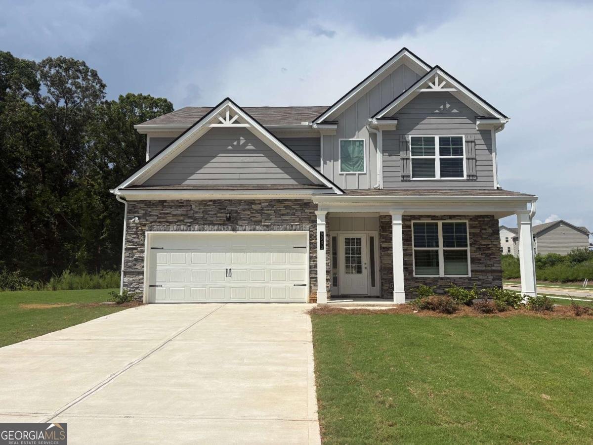 5933 Spring Way Stonecrest - main photo