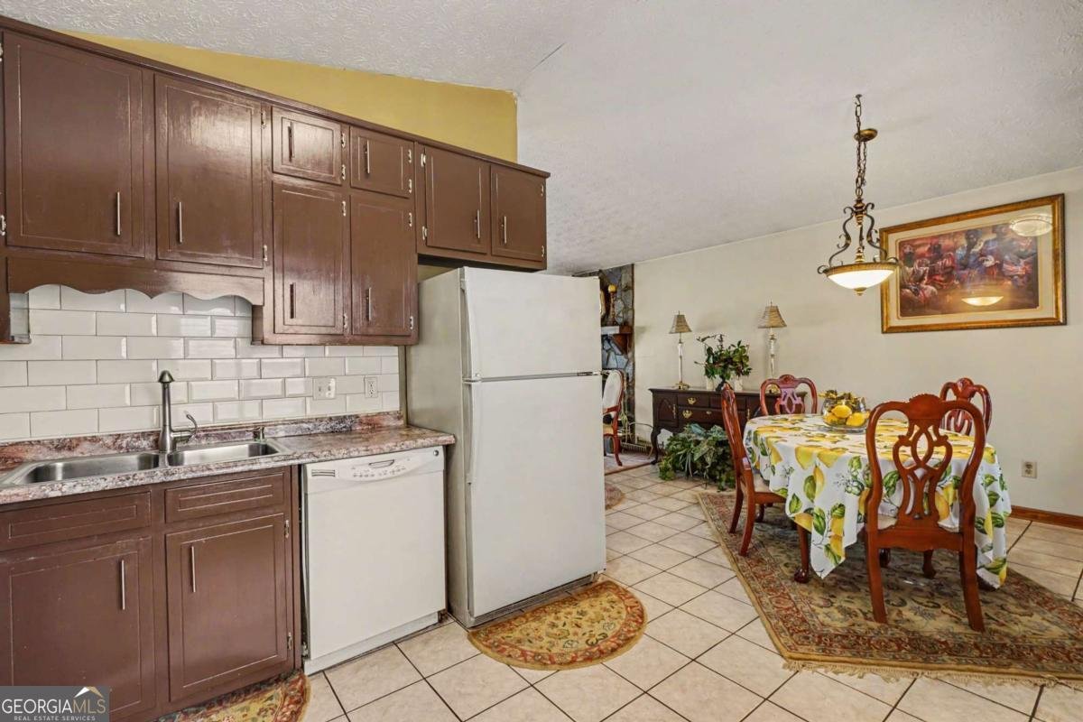 671 Pepperwood Trail Stone Mountain - Photo 7