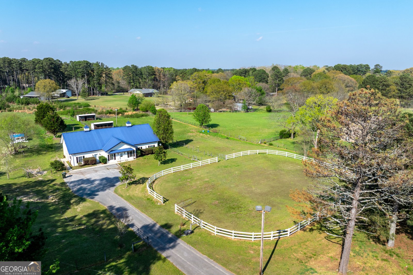 3121 Centerville Rosebud Road Snellville - main photo