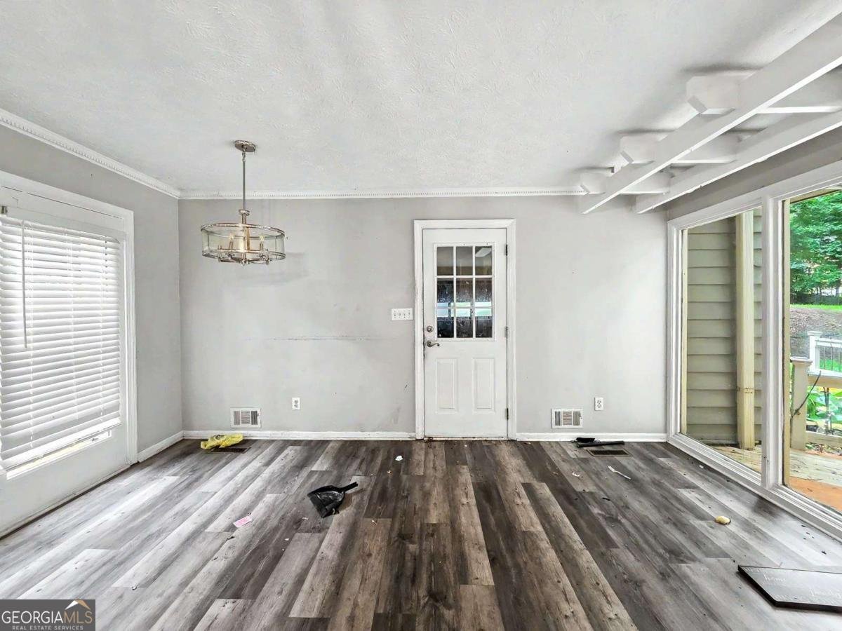1740 Deer Run Drive Conyers - Photo 11