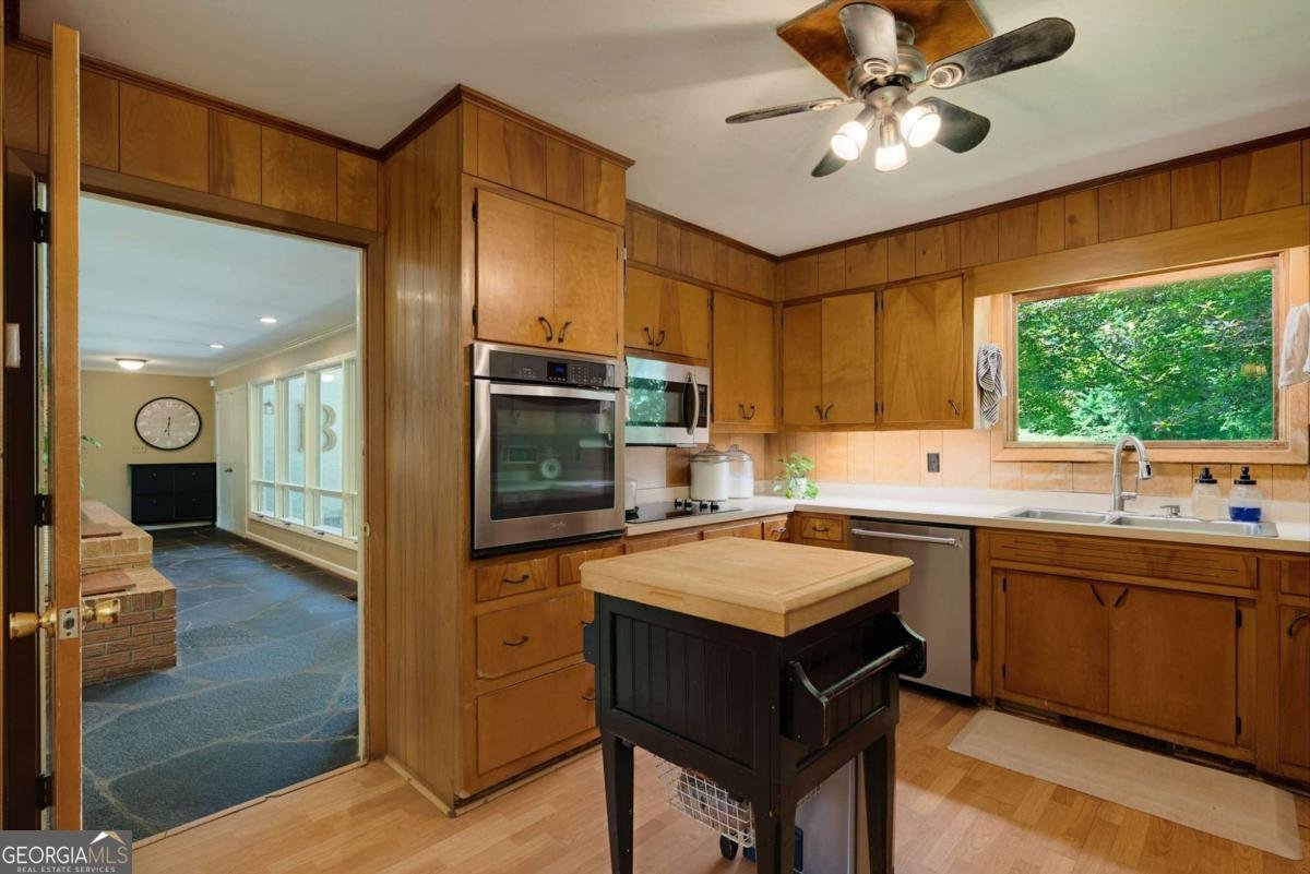2425 Spratlin Mill Road Hull - Photo 12