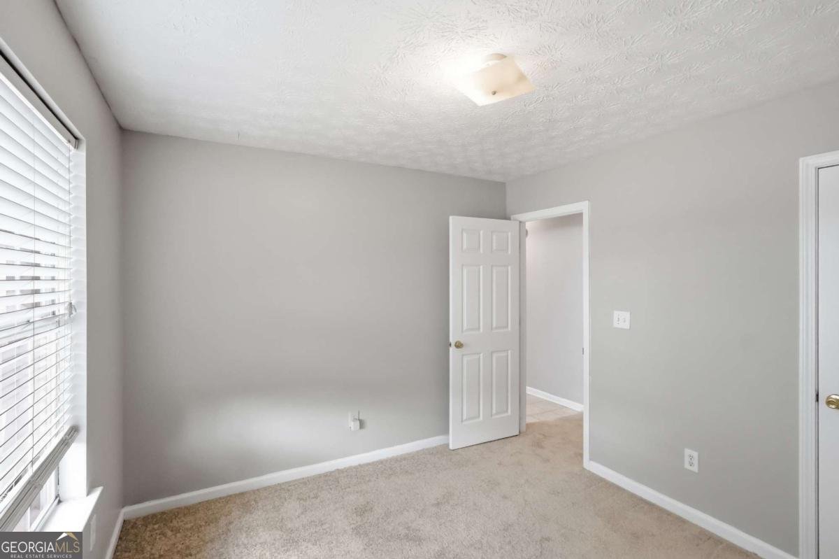 165 Syracuse Lane Covington - Photo 24
