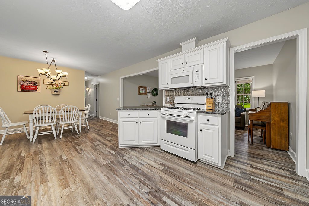 7444 Mt Vernon Road Lithia Springs - Photo 8