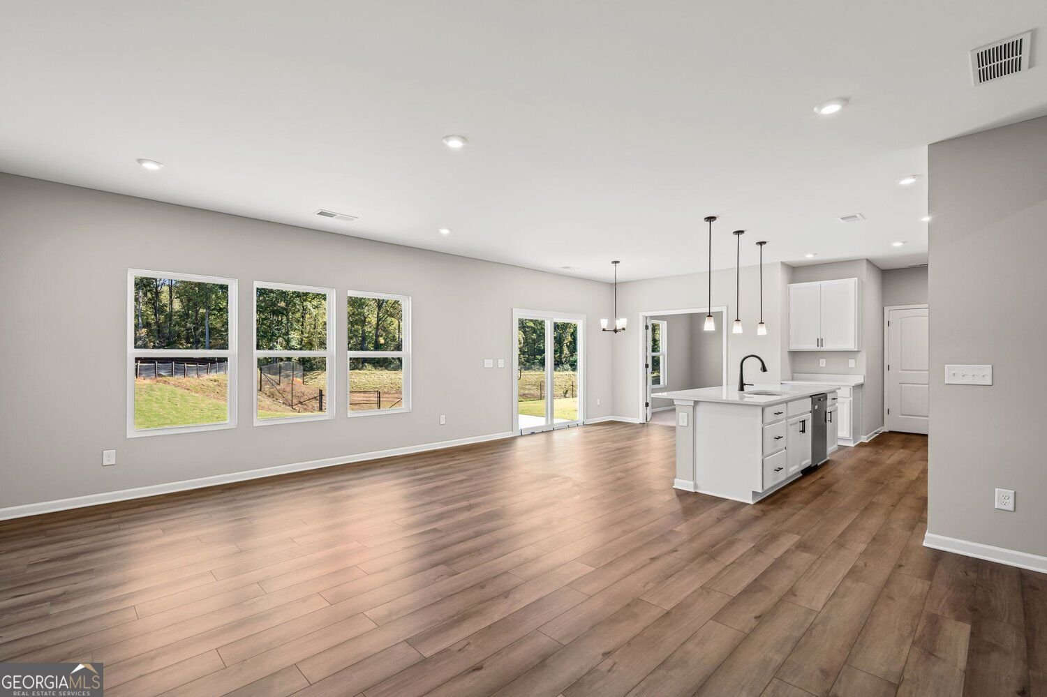 785 Crystal Lake Parkway Hoschton - Photo 14
