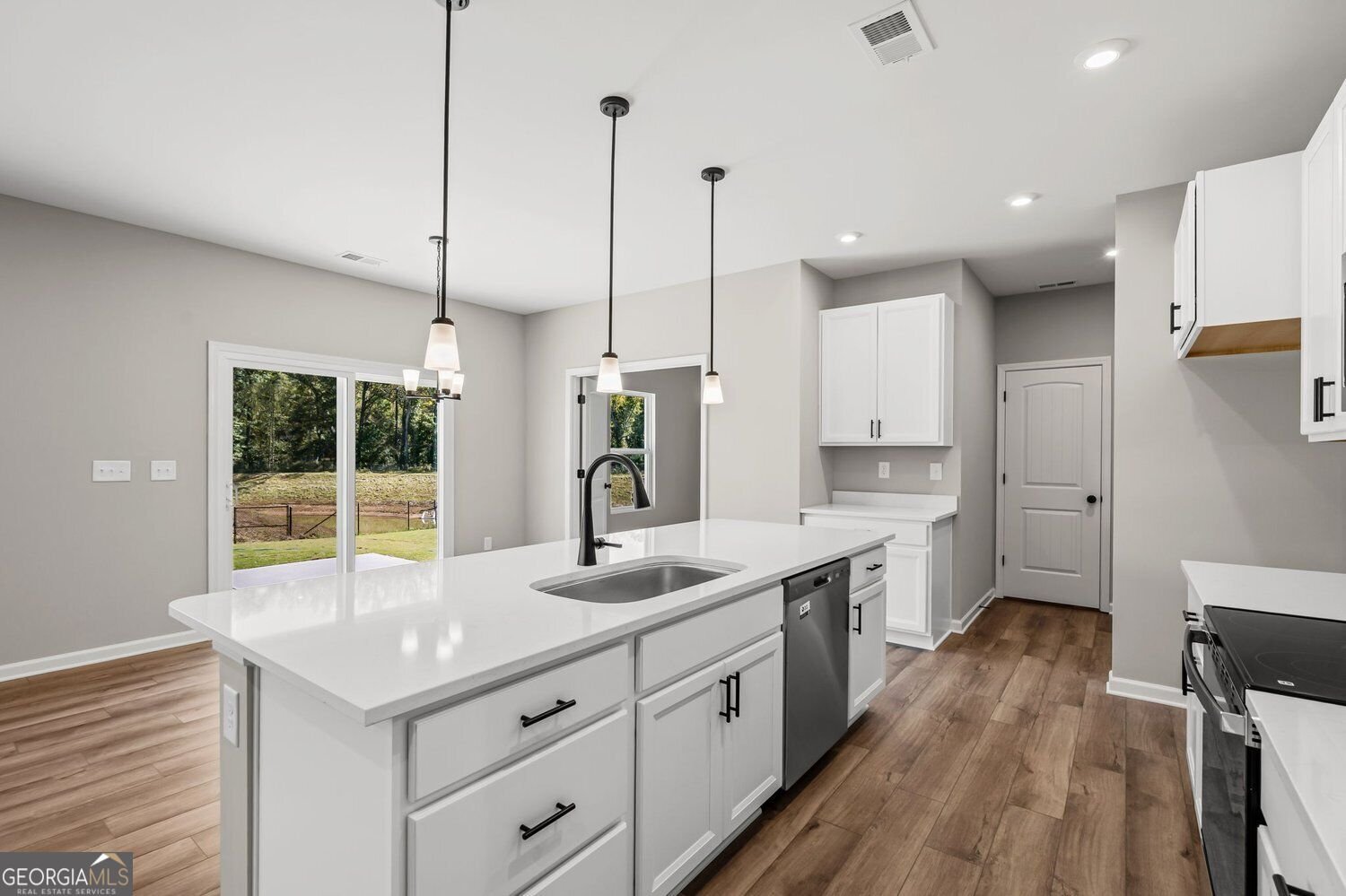 785 Crystal Lake Parkway Hoschton - Photo 17
