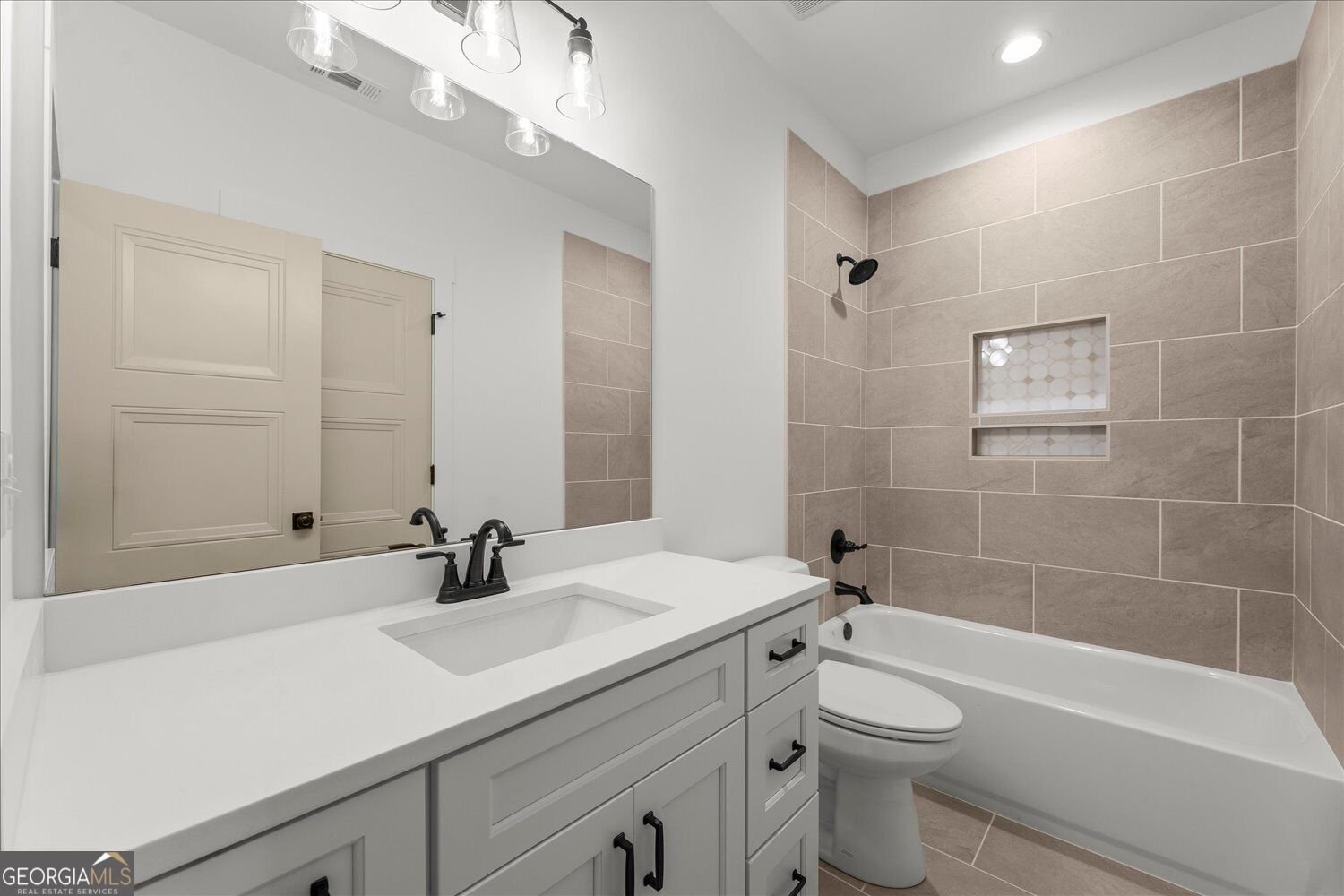 947 Lake Varner Drive Covington - Photo 31