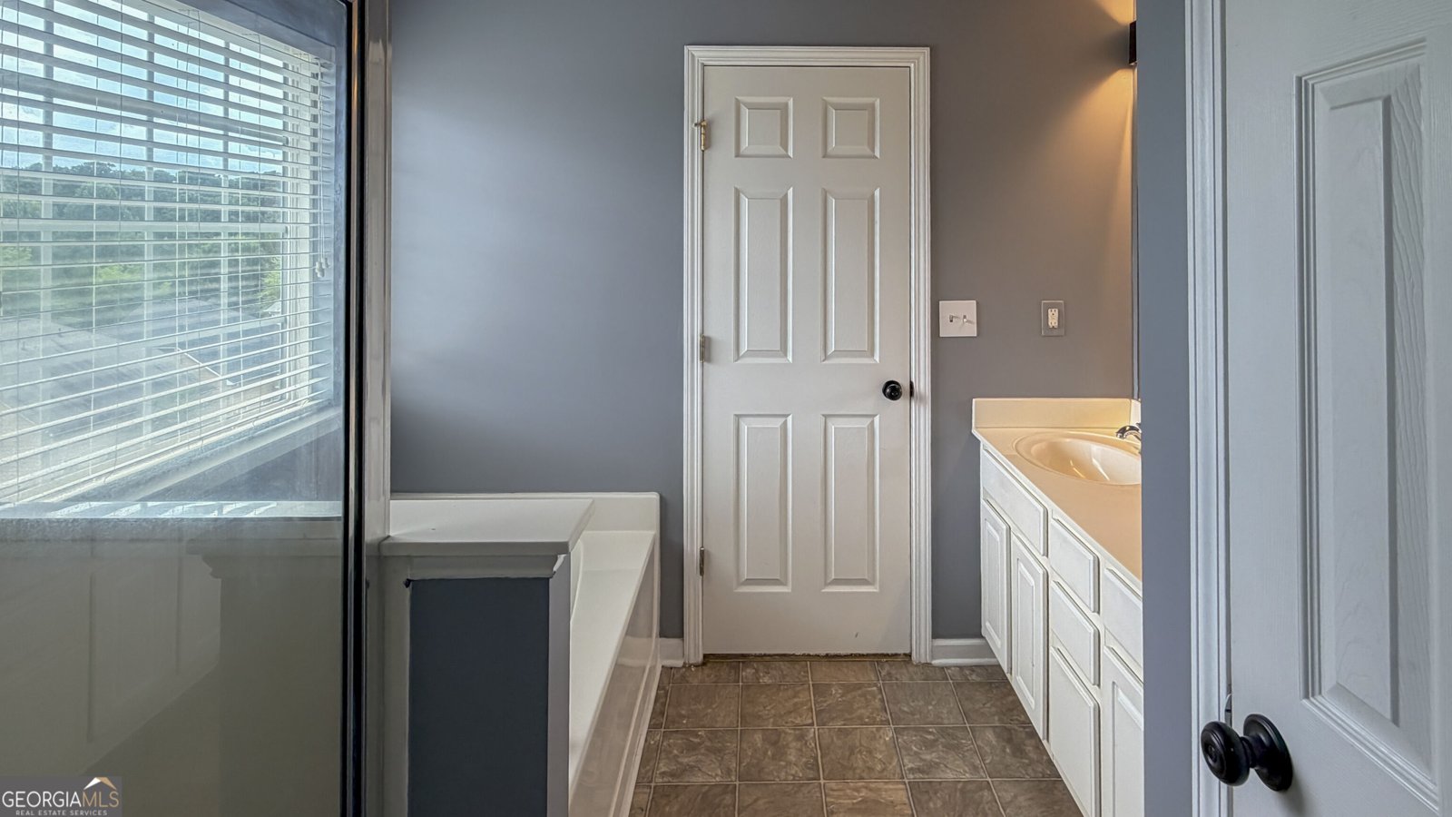 2416 Black Forest Drive Conyers - Photo 16