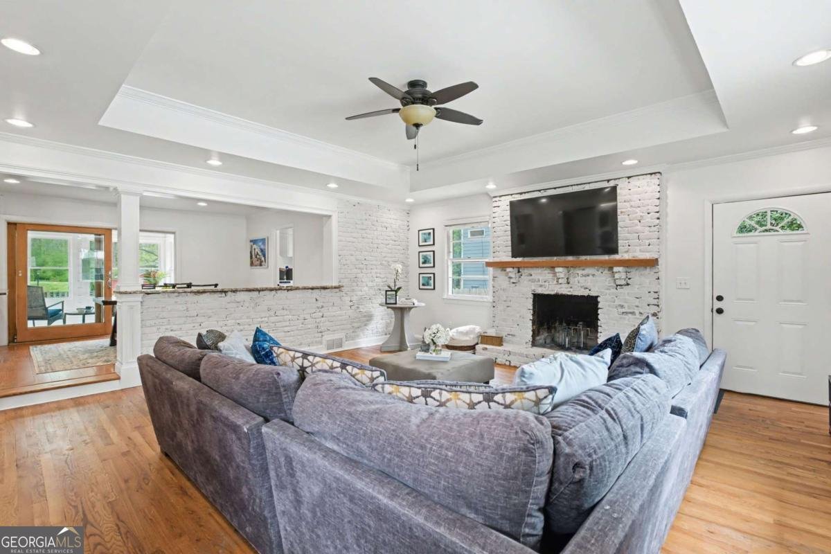 2081 Akin Drive Atlanta - Photo 18