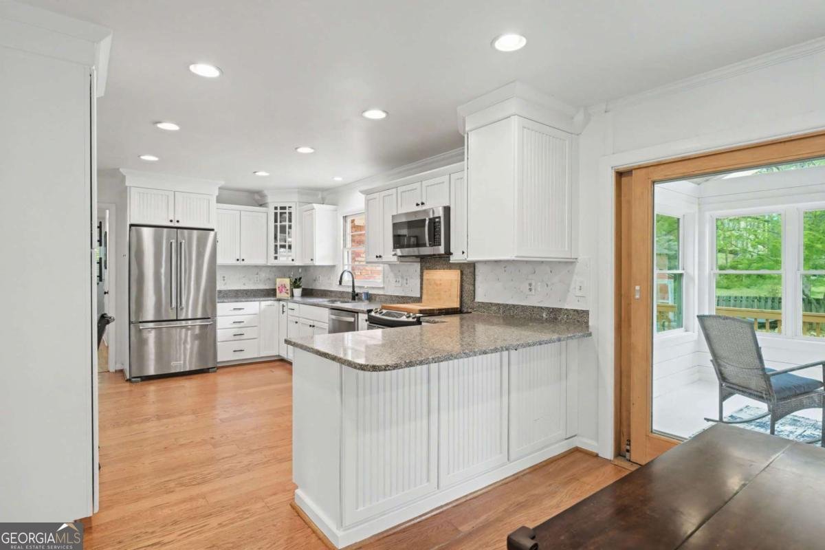 2081 Akin Drive Atlanta - Photo 23