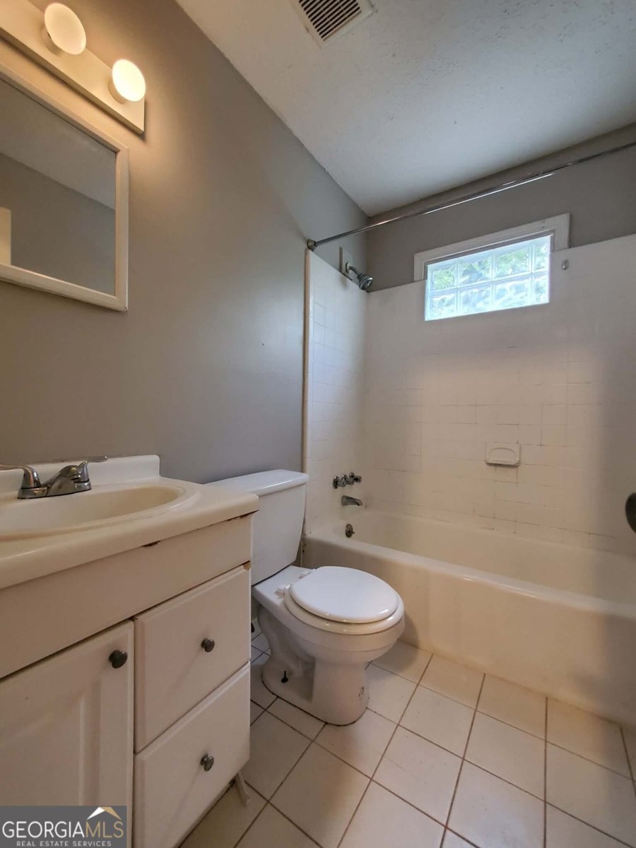 2173 Stockbridge Drive Atlanta - Photo 9
