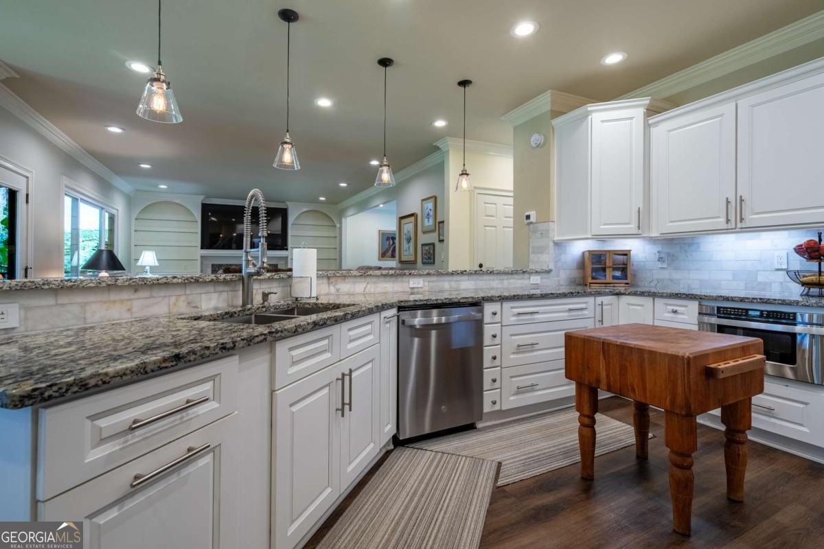 2613 Gladstone Terrace Woodstock - Photo 18