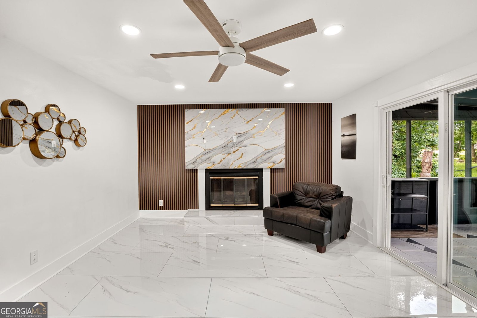 1553 Bell Flower Court Stone Mountain - Photo 16