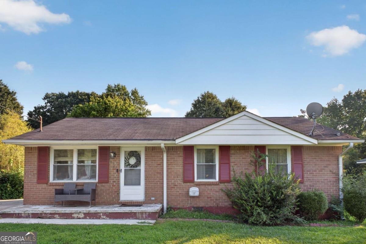8341 Kendrick Road Jonesboro - main photo