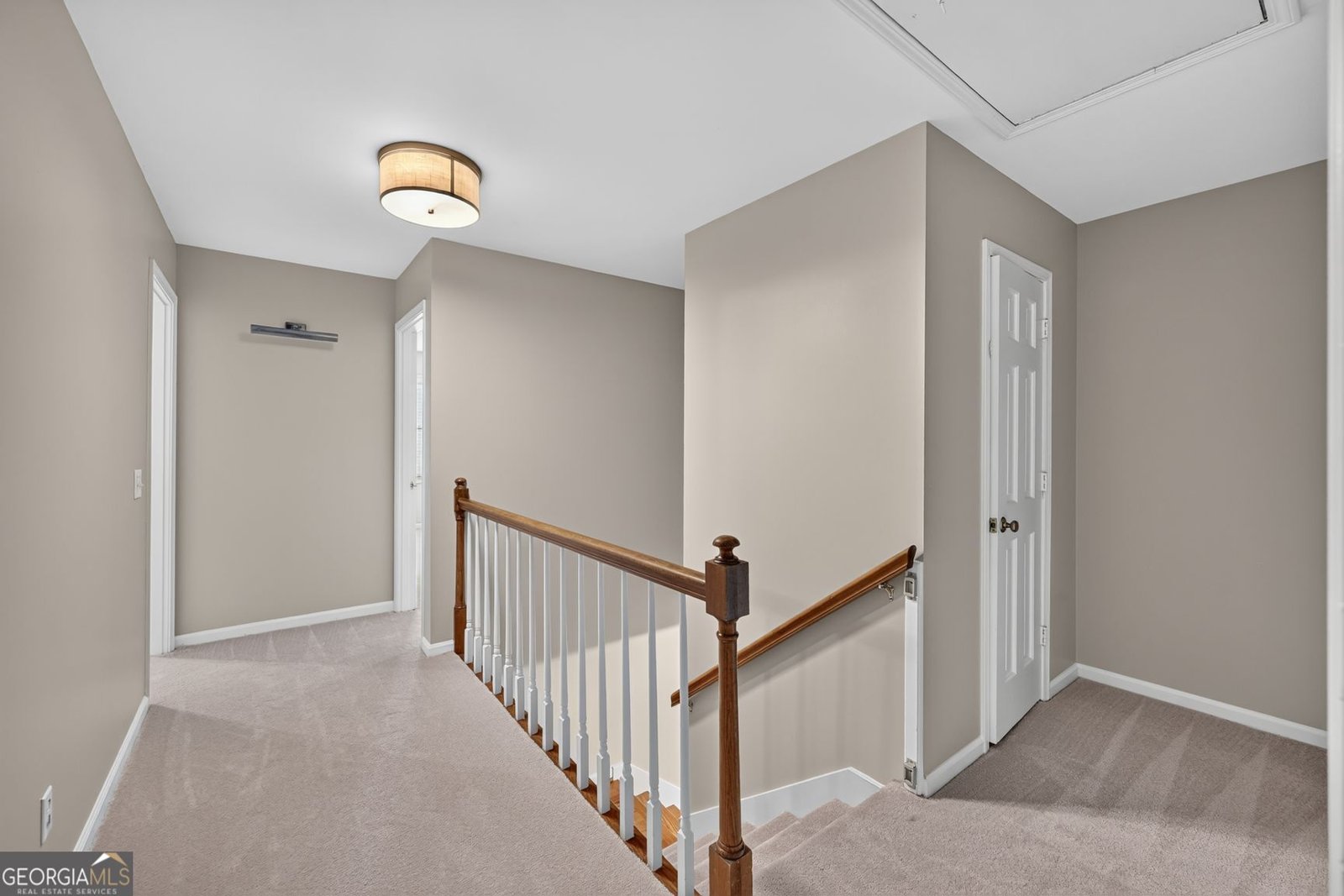 4682 Stonehenge Drive Dunwoody - Photo 16