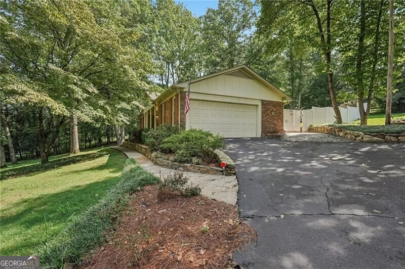 1025 Greenwood Acres Drive Cumming - Photo 36