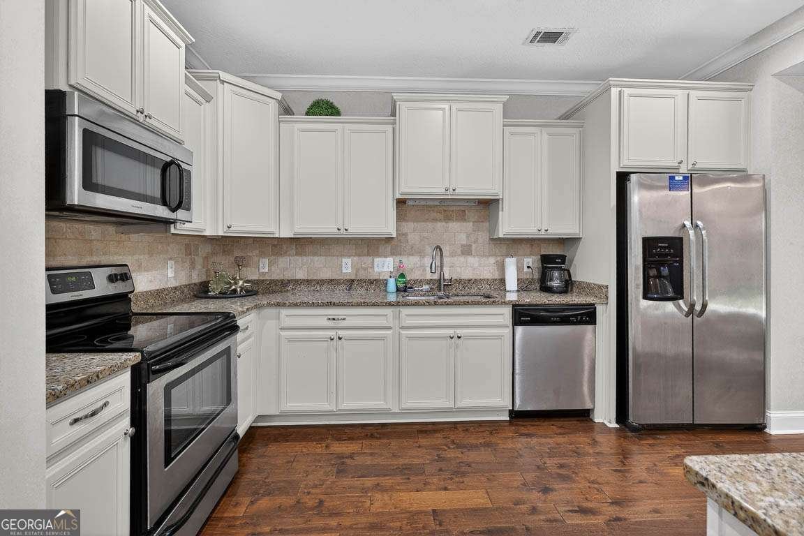 1405 Reserve Court St. Simons - Photo 8