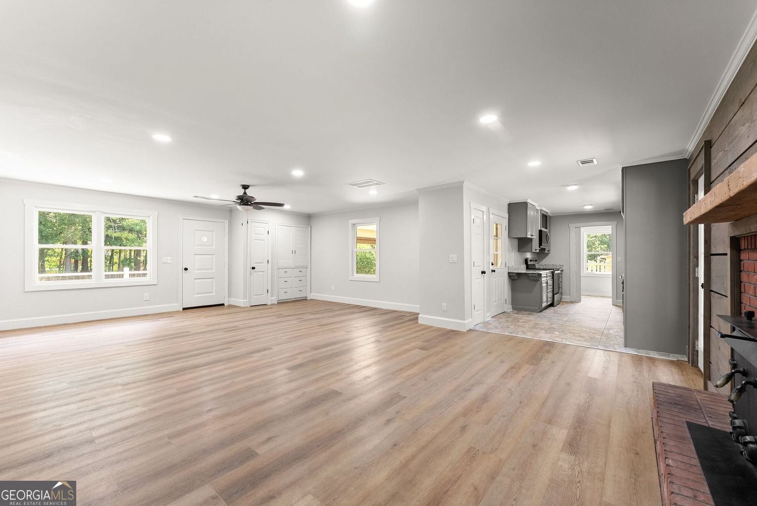 5880 Norton Circle Flowery Branch - Photo 11