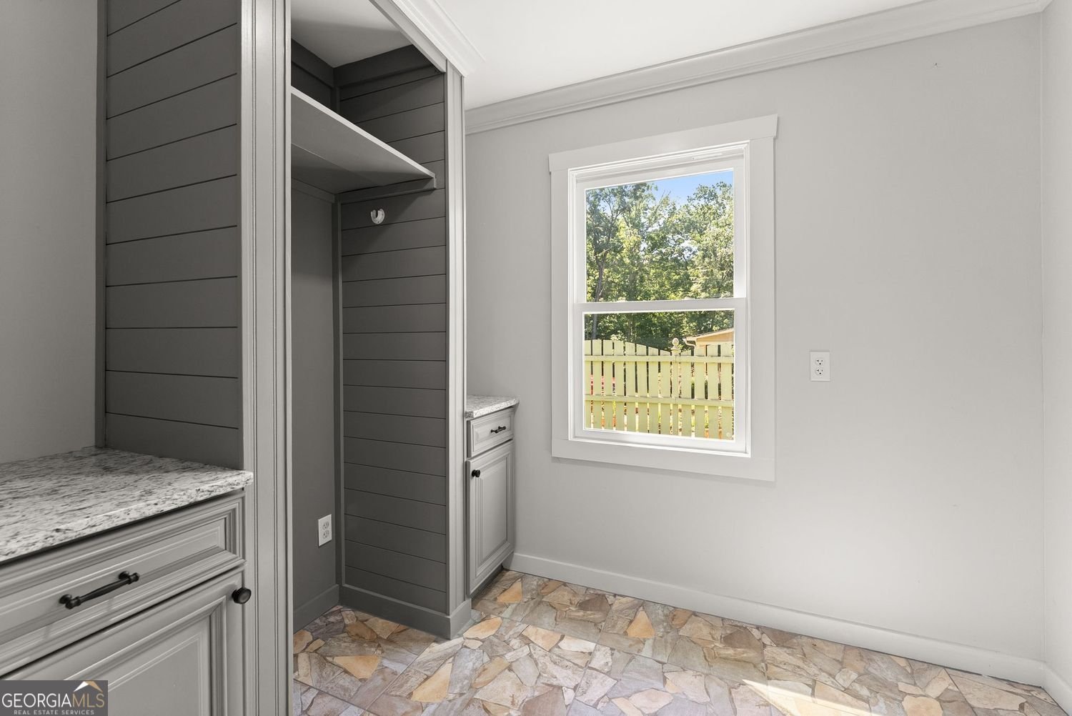 5880 Norton Circle Flowery Branch - Photo 16