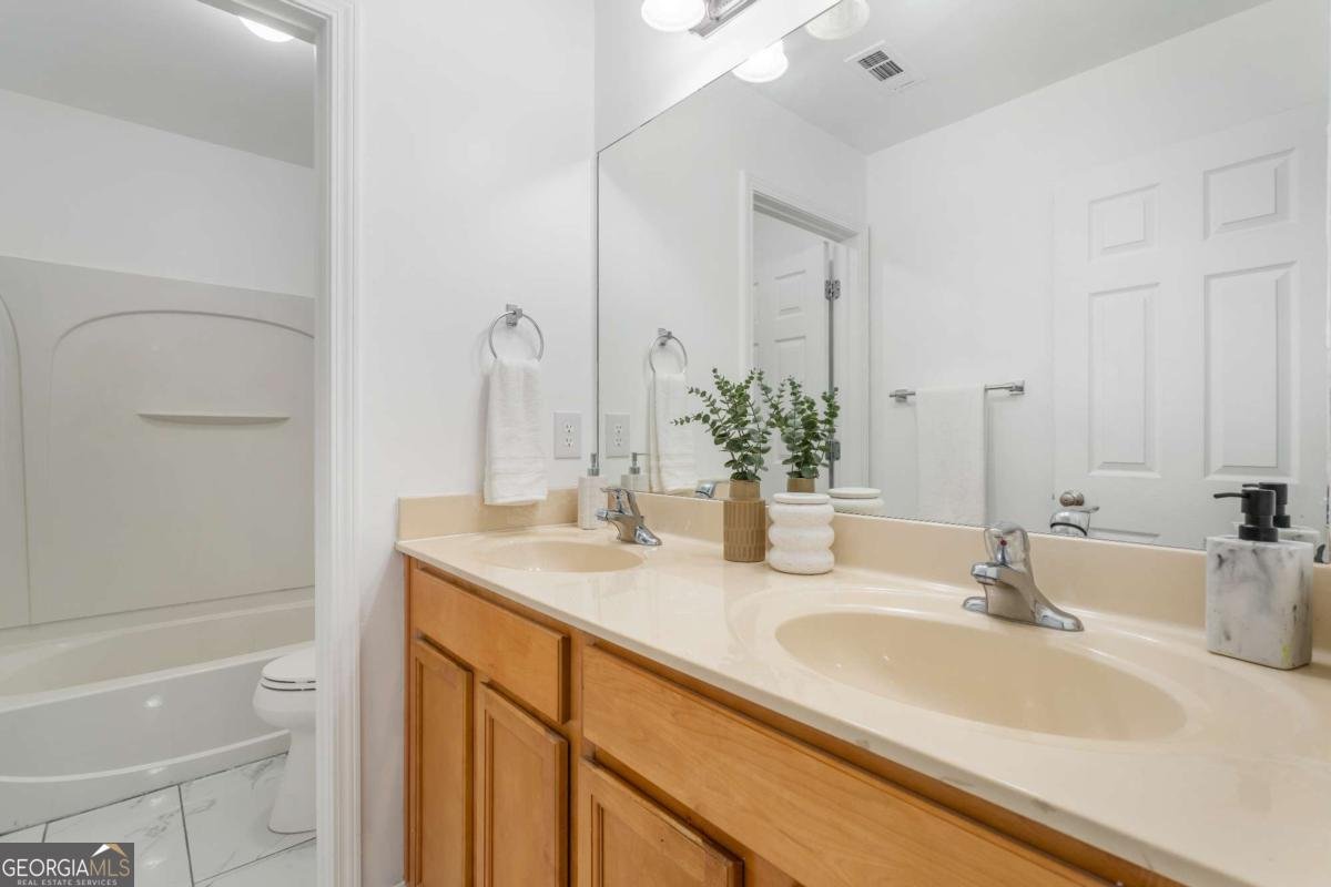 1214 Loowit Falls Court Braselton - Photo 34